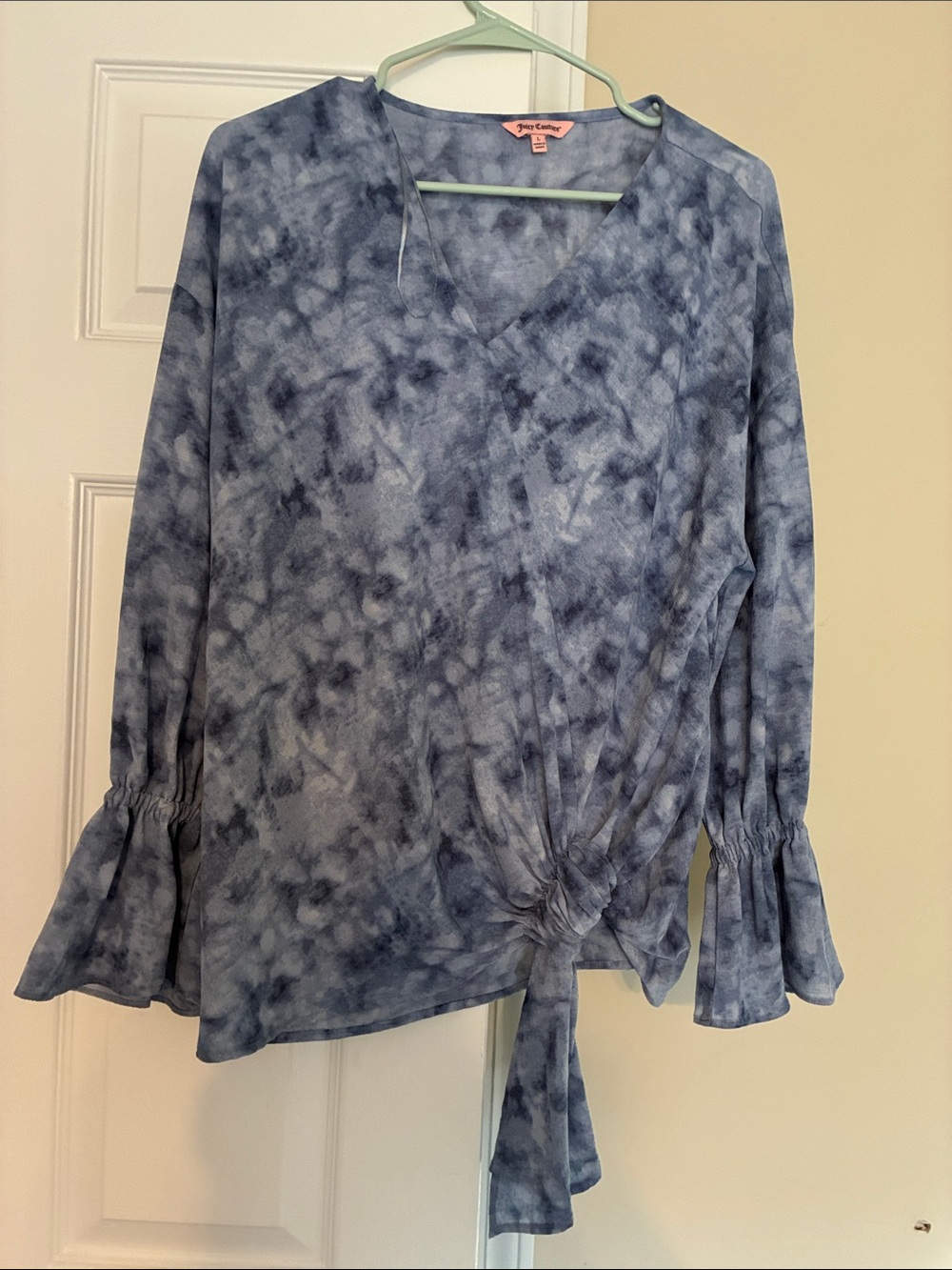 Juicy Couture Blue Tie-Dye V-Neck Blouse with Front Tie